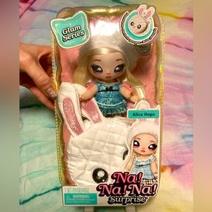 Na Na Na Surprise Glam Series Alice Hops (MGA)